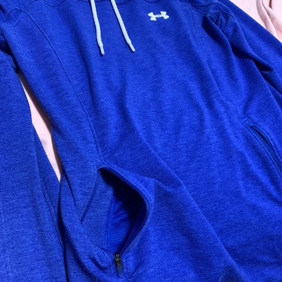 Under Armour Turtleneck - Picture 4 of 4